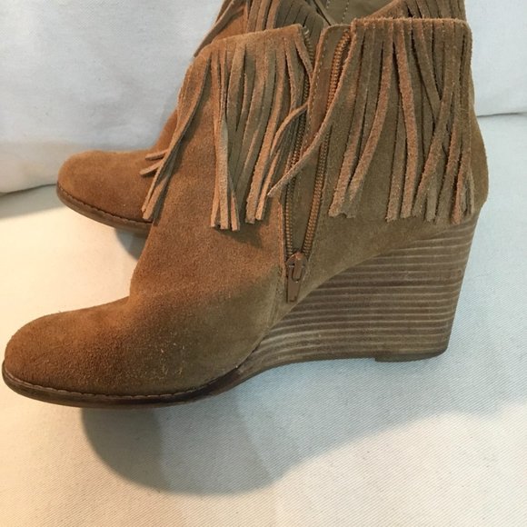 Lucky Brand Yachin Leather Fringe Boots - Picture 8 of 9
